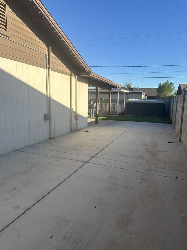 Foto del edificio - 4 Bedroom in Mesa @ Mesa Dr & Southern!