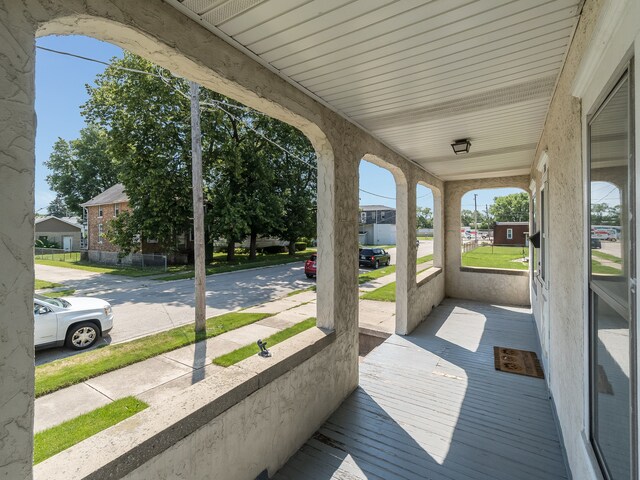 Foto del edificio - 121 Davis Ave