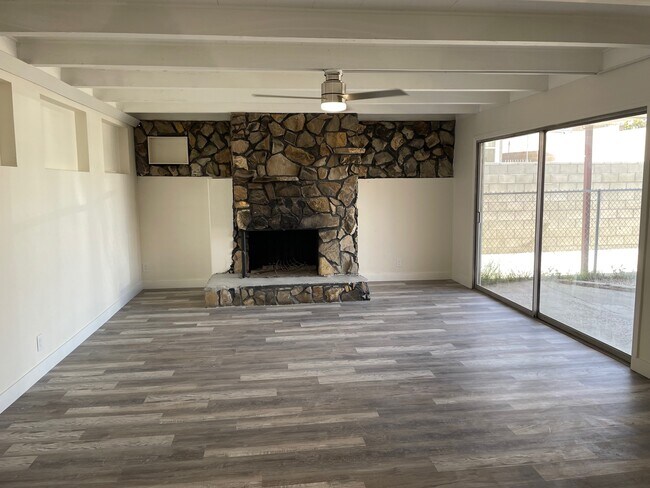 Living Room - 13303 S Normandie Ave