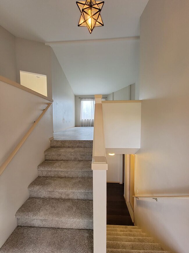 Foto del edificio - Horn Rapids Home with Bonus Room, Deck, an...