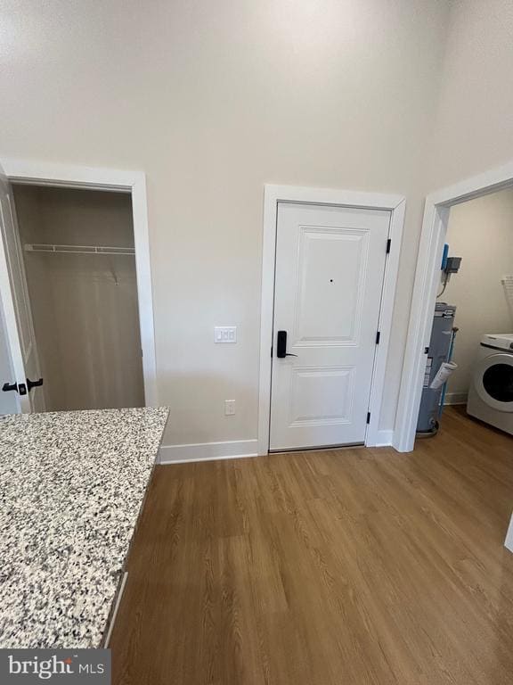 Building Photo - 624 Main St