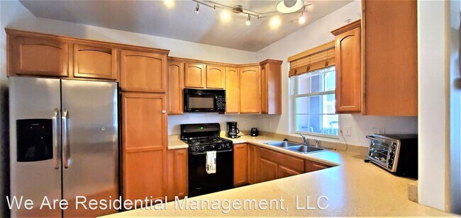 Building Photo - 2 br, 2.5 bath House - 2336 W. Silverton Dr.
