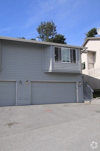 Building Photo - 8965 Eagle Pl Loop