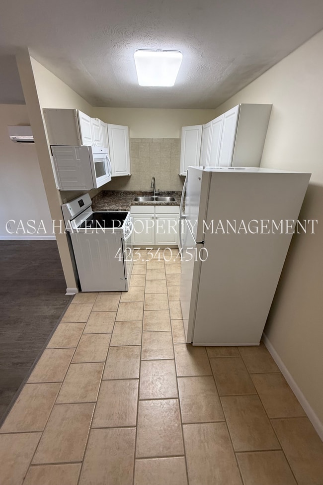 Foto del edificio - 189 Cedar Point Rd