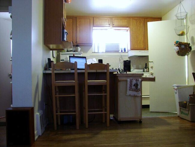 Foto del edificio - 2010 Dexter Ave