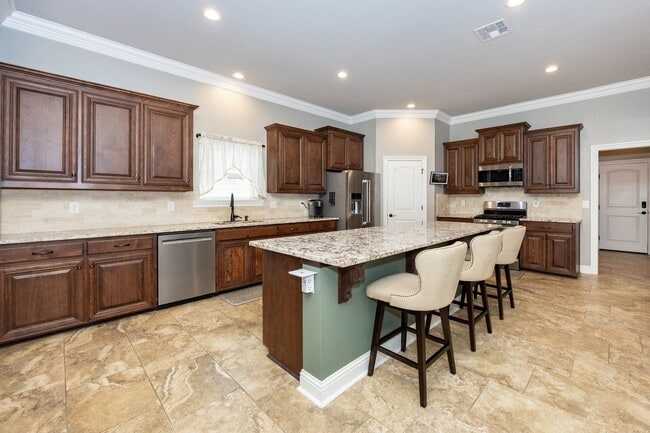 Building Photo - 4 bedroom 3 bathroom Spacious House for Rent in Reserve at Conway