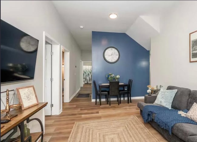 Photo - Spacious 5-Bed Furnished Home Near Xavier | Modern Updates, In-Unit Laundry & Off-Street Parking