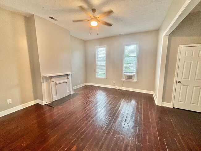 Shelby Park - 1 Bedroom 1 Bath Apartment - Section 8 Welcome - Shelby Park - 1 Bedroom 1 Bath Apartment - Section 8 Welcome