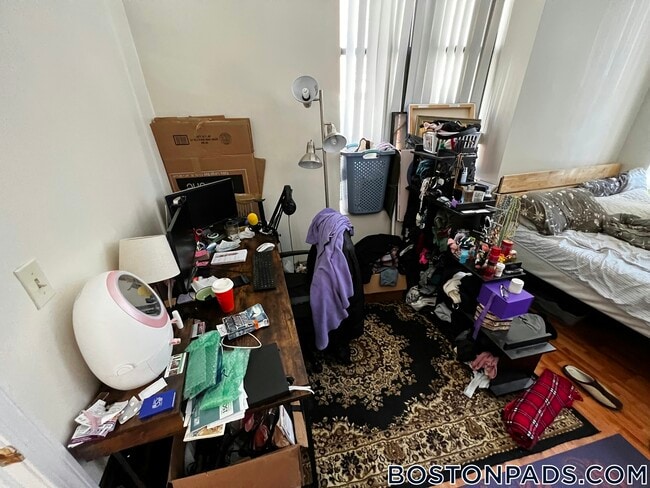 Foto del edificio - 81 Essex St