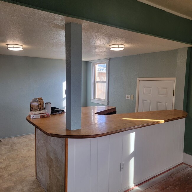 Building Photo - Spacious 2-bedroom Home in Lewistown