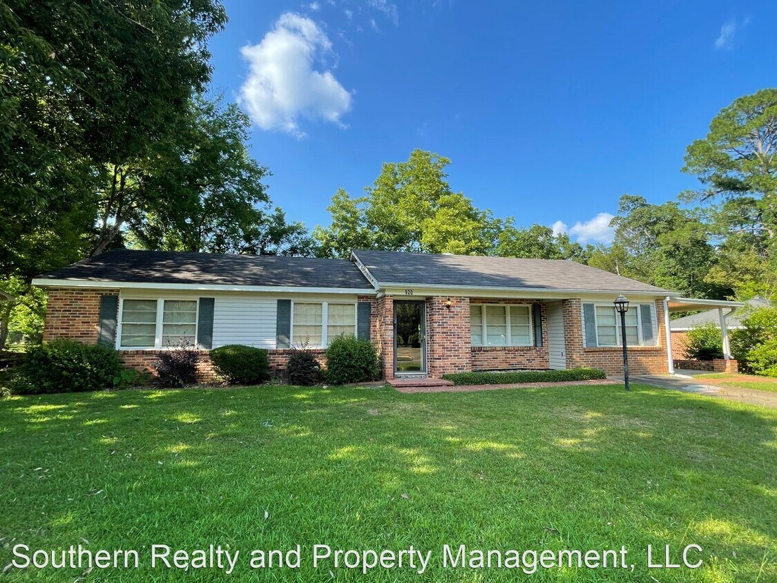 Building Photo - 3 br, 2 bath House - 920 Parkwood Dr