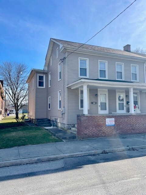 Foto del edificio - 406 Main St