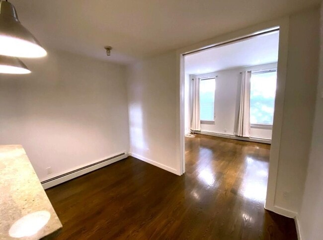 Foto del edificio - 723 Willow Ave