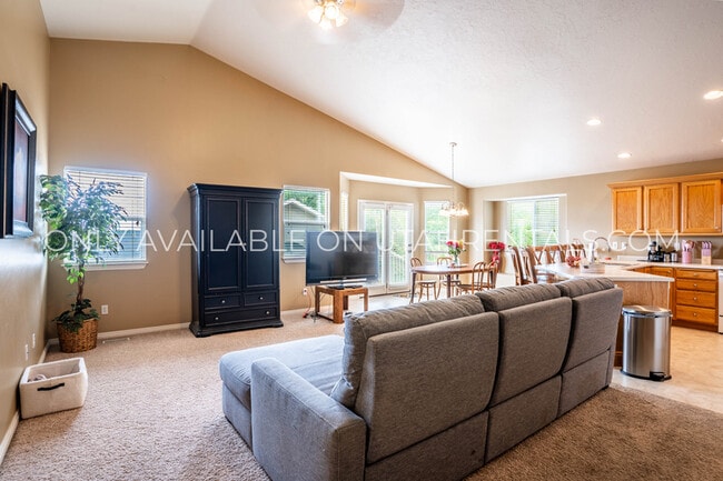 Building Photo - 1296 S 1540 E