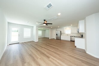 Building Photo - 22823 American Kestrel Ct