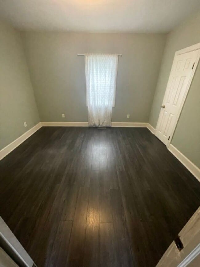 Building Photo - Charming 2 Bedroom Richmond Home