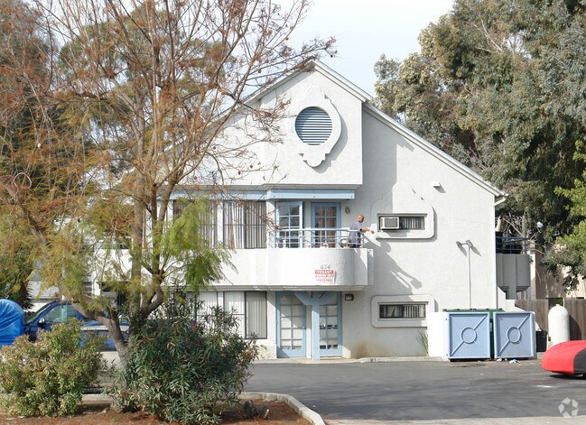Foto del edificio - 434 Avocado Ave