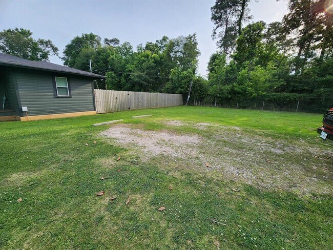 Foto del edificio - 16890 Porter Ln