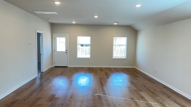 Building Photo - 2604 Kathleens Crossing