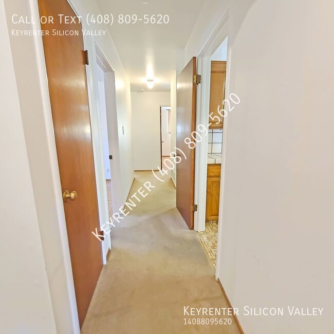 Building Photo - Easy-care home with an expansive backyard