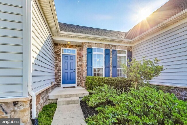 Foto del edificio - 42264 Watling Ct