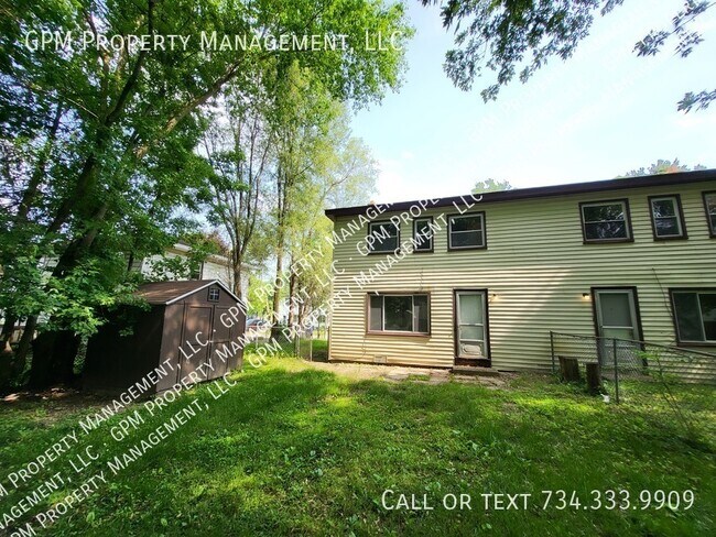 Foto del edificio - 2308 Deerfield Ct