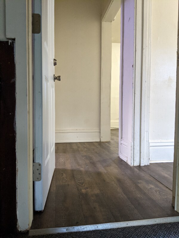 Building Photo - 746 Hackett St