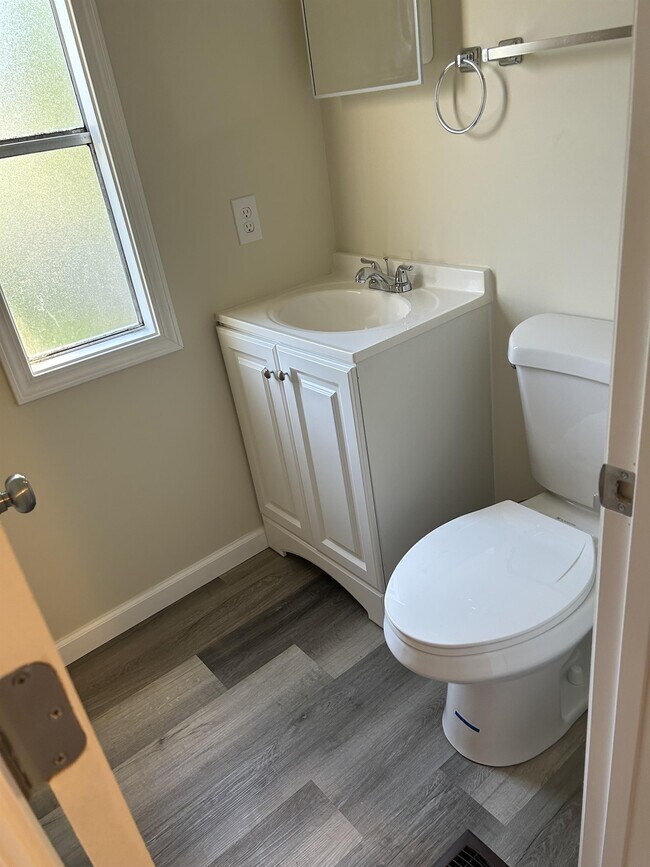 508 Dj's Ln, Jacksonville, NC 28540 House Rental in Jacksonville, NC