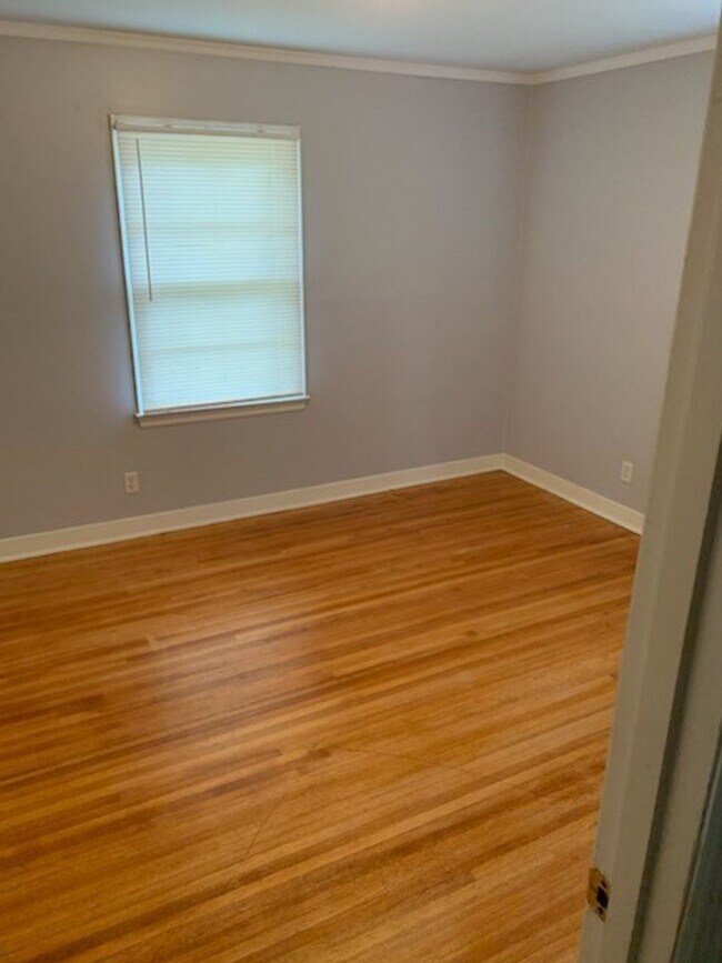 Foto del edificio - 4516 E Dearing Rd