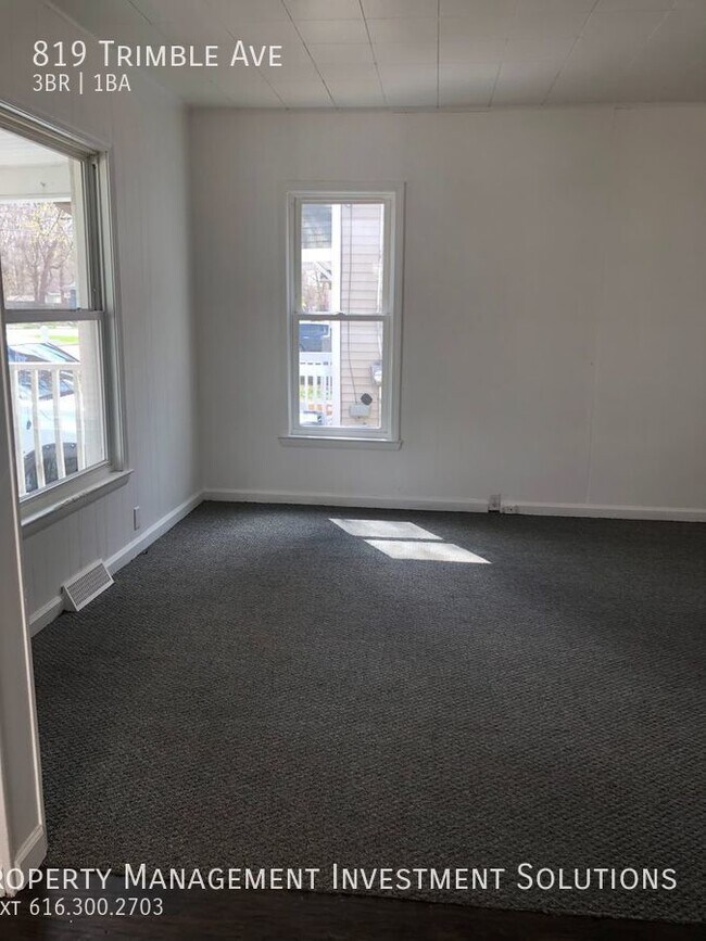 Building Photo - 3 Bed 1 Bath - 819 Trimble, Kalamazoo