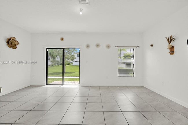 Foto del edificio - 1161 SW 8th Ave