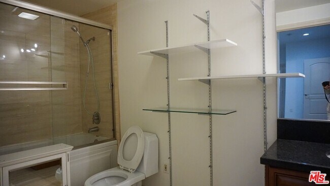 Foto del edificio - 1037 S Fedora St