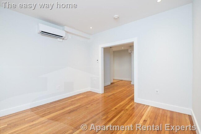 Foto del edificio - 18 Forest St