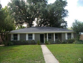 Building Photo - 5851 Effingham Dr