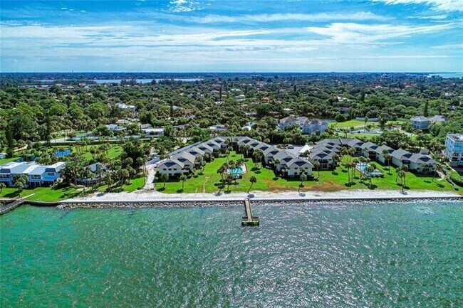 Foto del edificio - 4660 Ocean Blvd