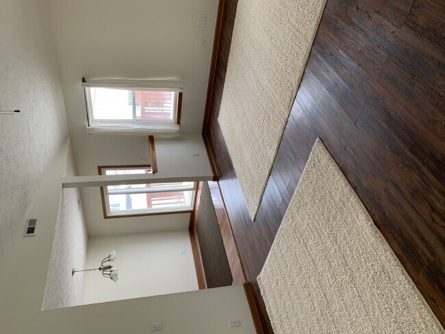 Foto del edificio - 3216 Hunter Rd
