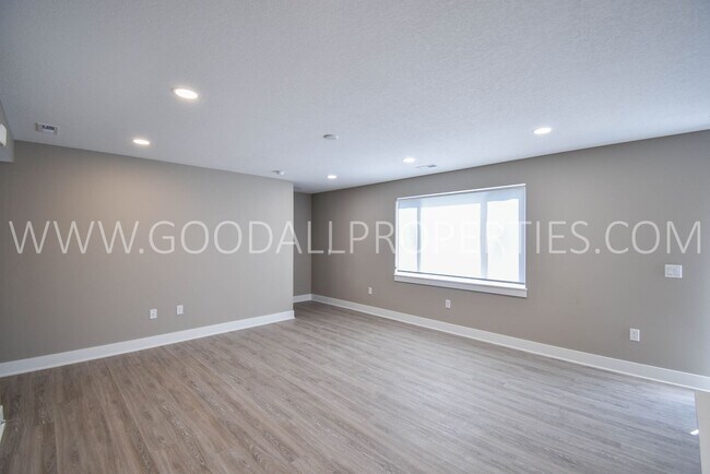 Foto del edificio - $1,000 rent credit if moved in by January ...