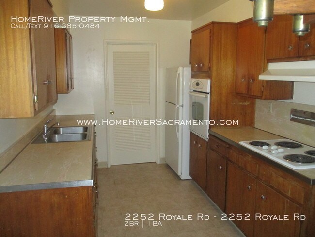 Foto del edificio - NICE DUPLEX NEAR ARDEN FAIR MALL!
