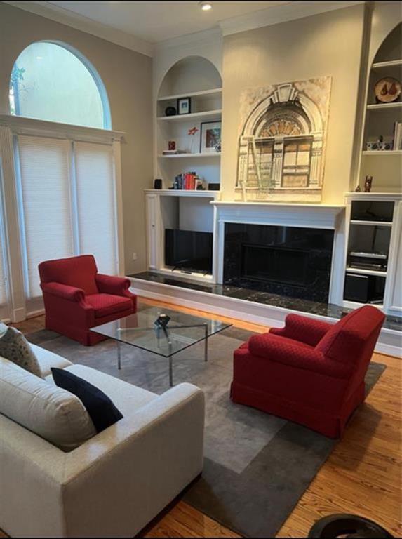 Foto del edificio - 1919 W Clay St