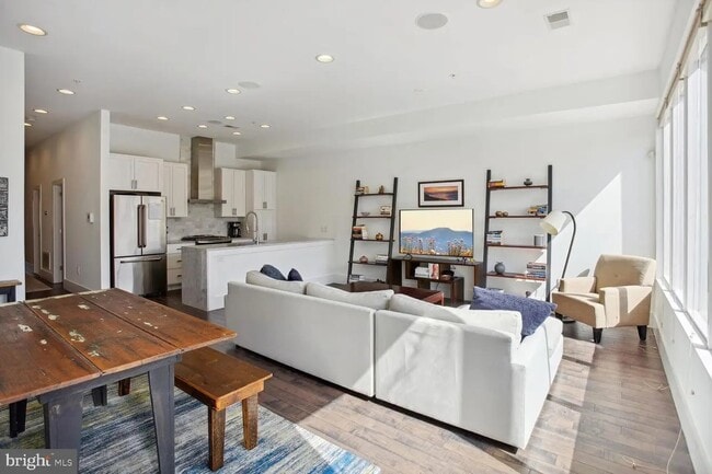 Photo - 1230 Fairmont St NW Apartment