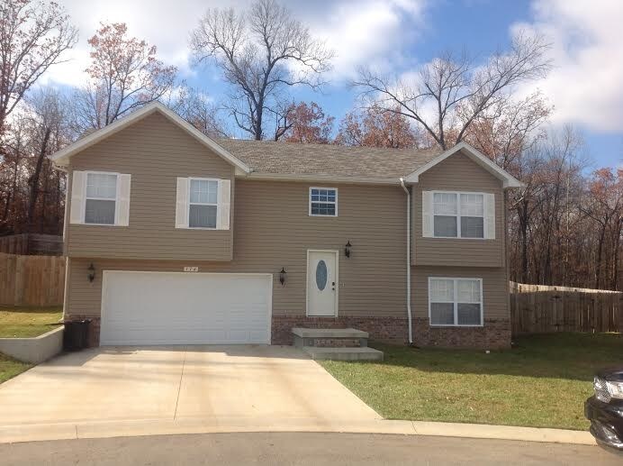 Foto principal - 176 Lyle Curtis Cir