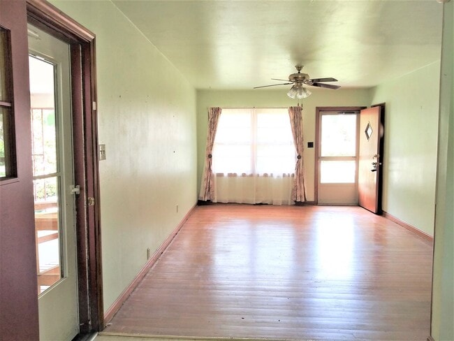 Foto del edificio - ~~~~~ Quaint Retro 70s Charm! ~~~~~