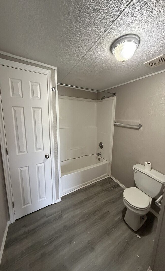 Foto del edificio - 3 Bedroom, 2 Bath In Stonewall