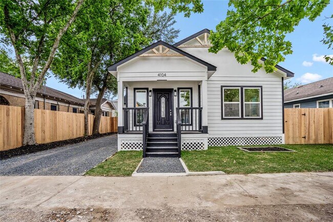 Building Photo - 4104 Engelke St