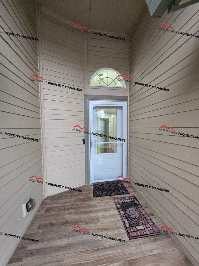 Building Photo - STATUS: AVAILABLE | R131B | $2700