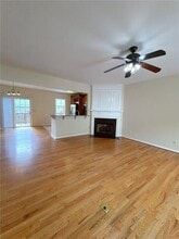 Building Photo - 4012 Howell Park Rd