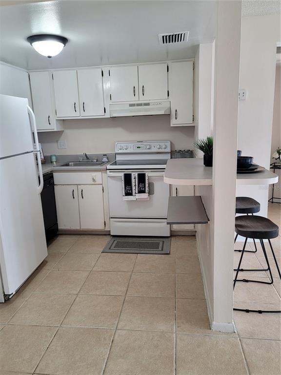 Foto del edificio - 572 Orange Dr