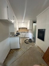 Building Photo - 416 N Madison St