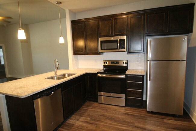 Foto del edificio - 209 Stewart Bend Ct
