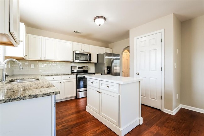 Foto del edificio - 3352 Summit Creek Ln
